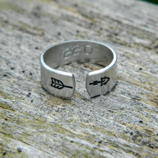 Split Arrow 1 Stamped Ring