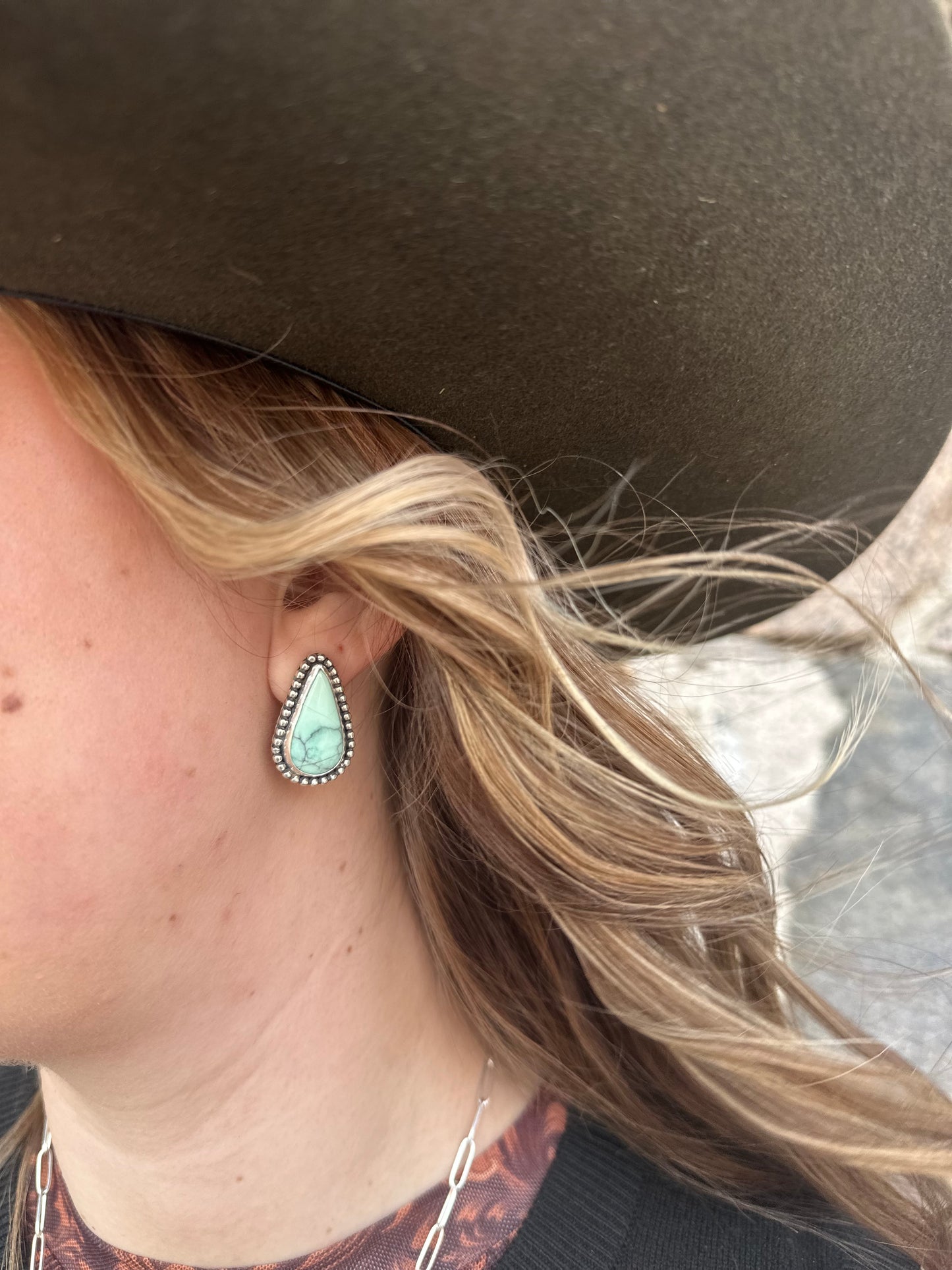Emerald Rose Teardrop Stud Earrings