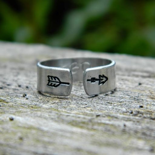 Split Arrow 1 Stamped Ring