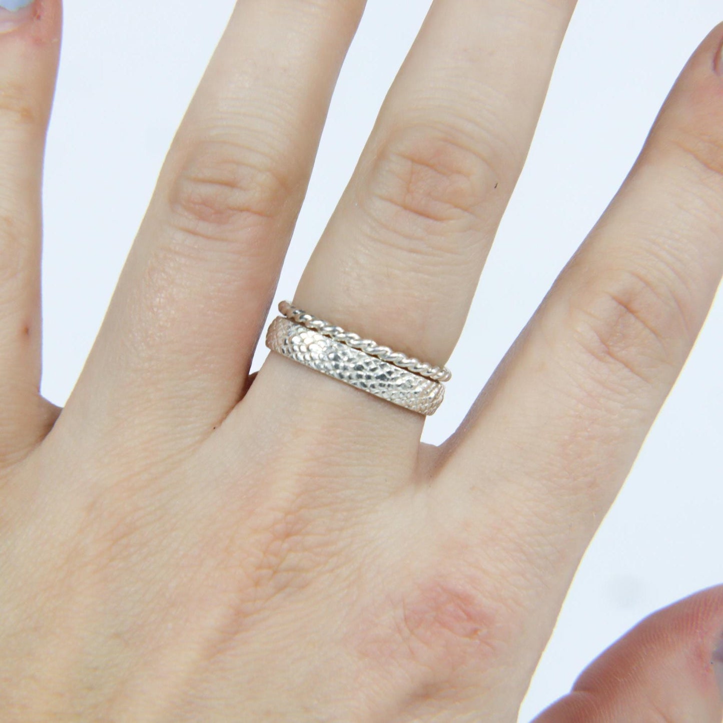 Twist .925 Sterling Silver Ring