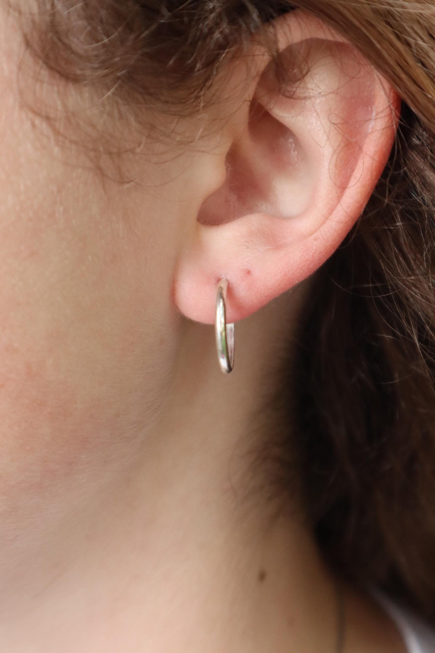 Sterling Silver 1/2 Round 15mm Hoop Earrings