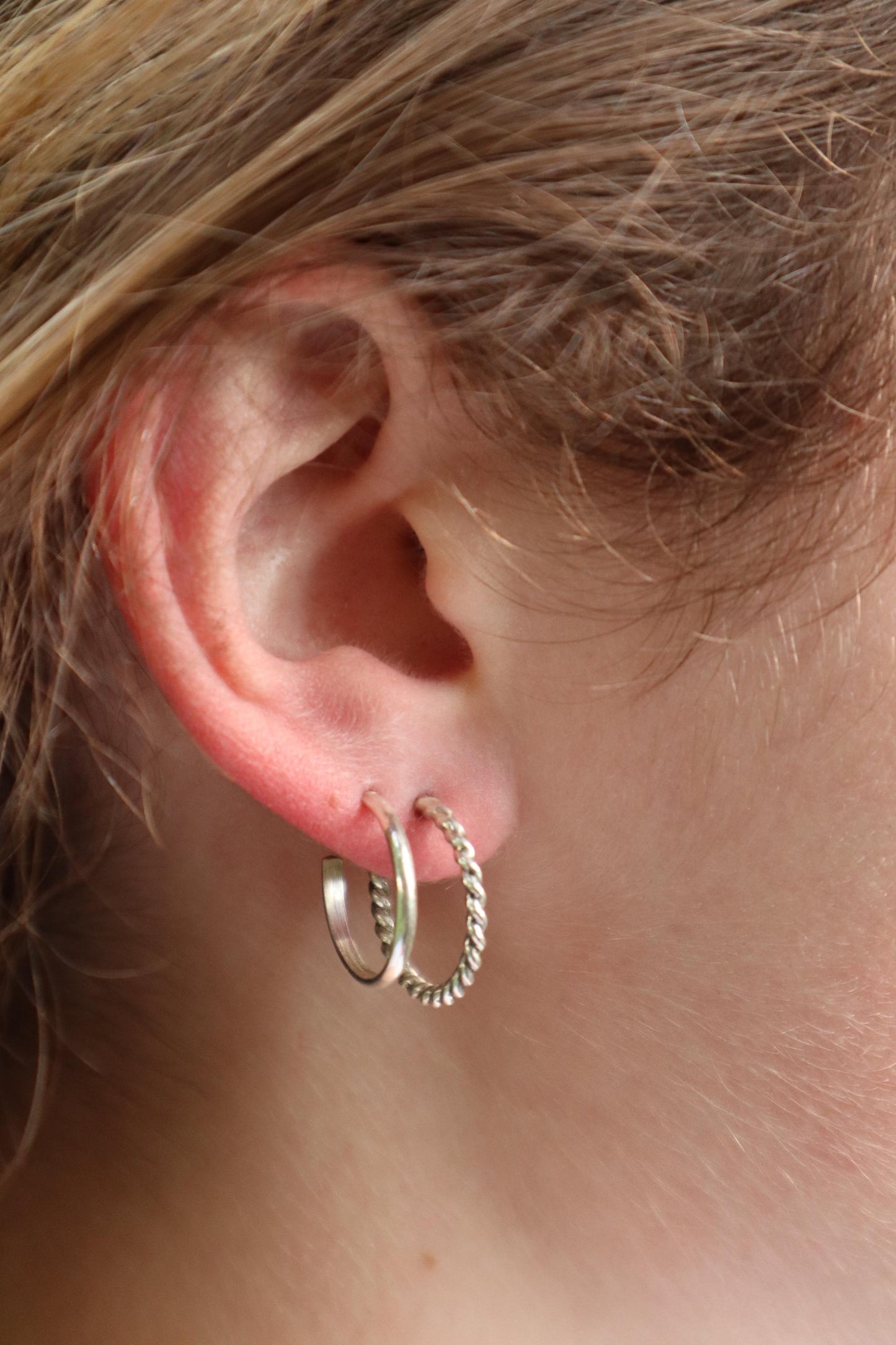 Sterling Silver 1/2 Round 15mm Hoop Earrings