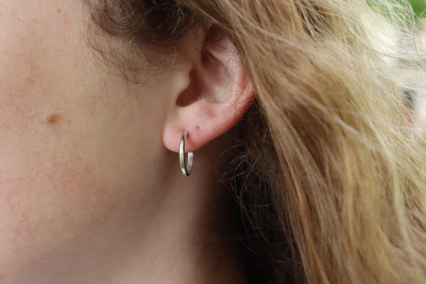 Sterling Silver 1/2 Round 15mm Hoop Earrings